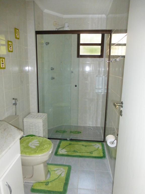 Condominio Wembley Tenis Ubatuba Phòng bức ảnh